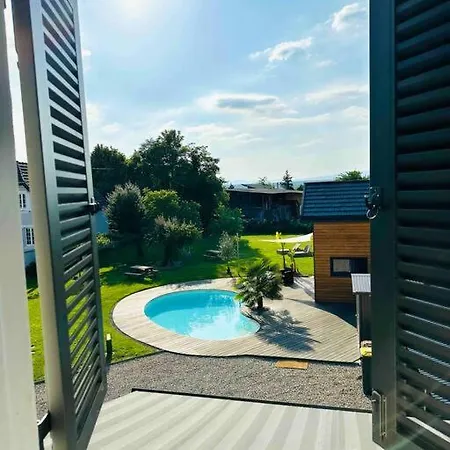 Dom wakacyjny Charme Et Detente Avec Piscine Proche De Mulhouse *