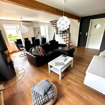 Dom wakacyjny Charme Et Detente Avec Piscine Proche De Mulhouse